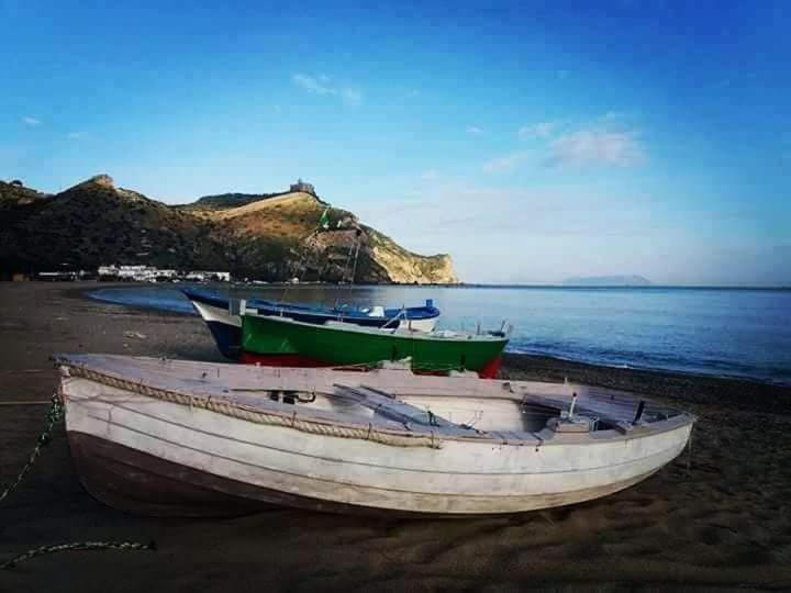B&B La Casa Du Barone Falcone Kültér fotó