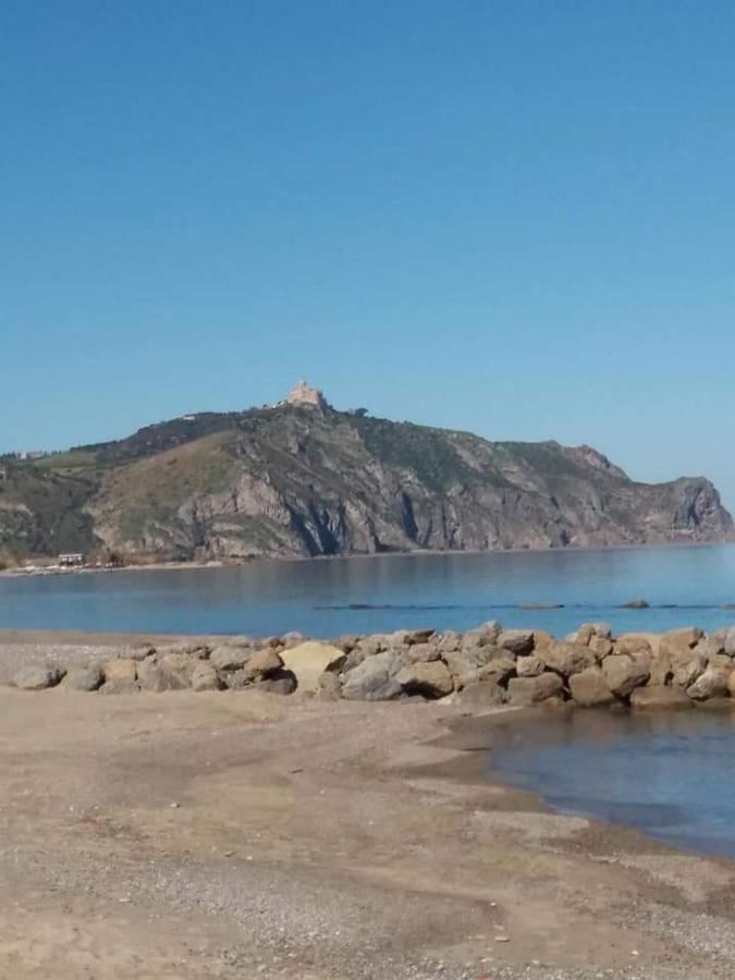 B&B La Casa Du Barone Falcone Kültér fotó